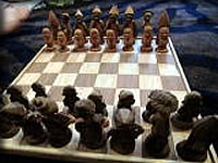 木彫りのチェス
