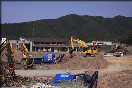 宮城県石巻市で被災した大川小学校の復興の様子
